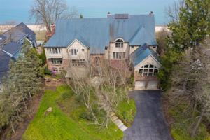 3415 Lake Shore Drive