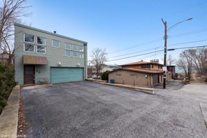 1134 Putnam Street