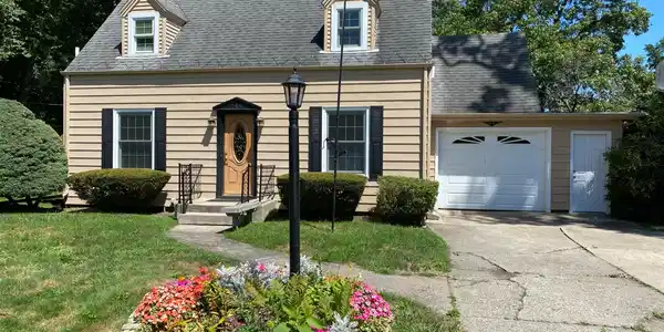 705 Waverly Road