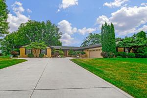 201 Shorewood Drive