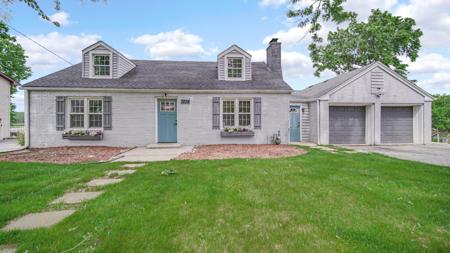 1234 River Terrace