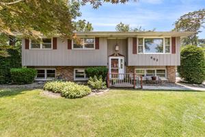 852 Cardinal Court