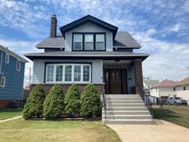 1420 Amy Court