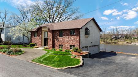 1242 River Terrace