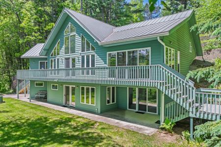 W5321 STONEWOOD RD