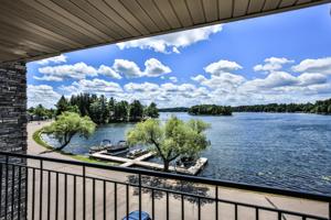 8600 LAKEVIEW DR