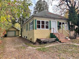 228 MAPLE ST