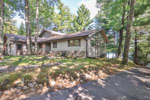 9064 COUNTRY CLUB RD