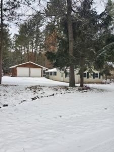 10976 CHEQUAMEGON DR