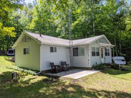 N16747 LAKESHORE DR