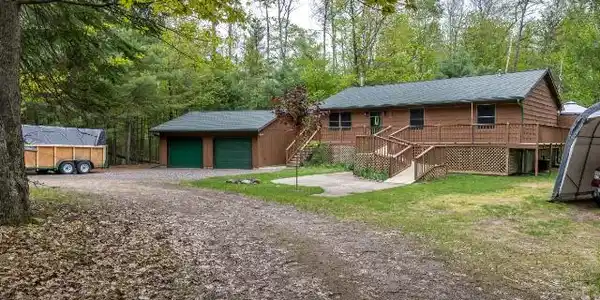 1550 RACHEL LN