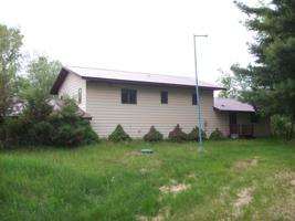 2725 FLOWAGE RD