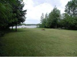NEAR LAKESHORE DR