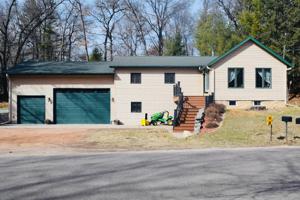4153 TRAILS END RD