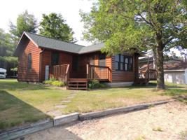 4844 STRAWBERRY BLUFF LN