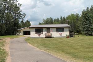 W5884 MUSKELLUNGE LK RD