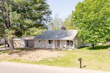 112 SILVER LAKE RD