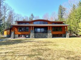 4564 WEST SHORE DR