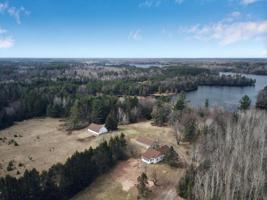 N 8819 LOWERY RD