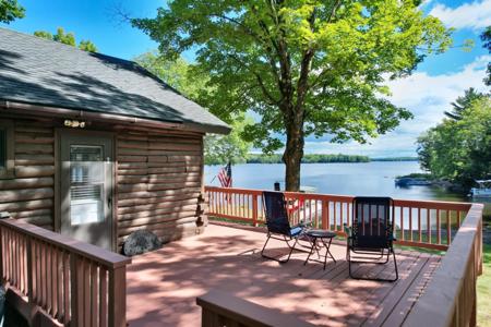 3232 IDLE SHORES DR N