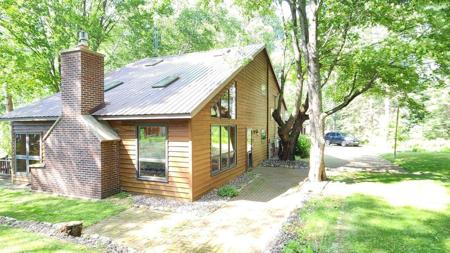 N9156 SOO LAKE RD S