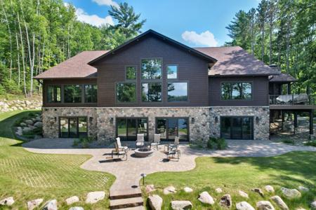 8600 GOLF COURSE RD