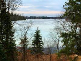 W3729 VILLA BAY DR