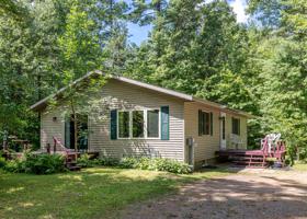 10964 CHEQUAMEGON DR