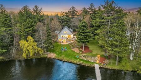 N10169 LAKEVIEW DR