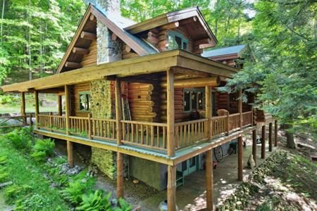 243 SMOKY LAKE DR