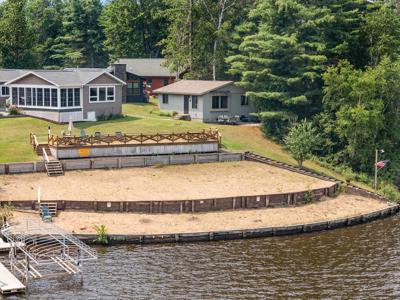 1915 SUMMER BREEZE LN