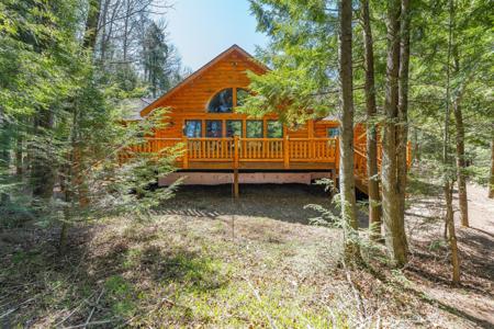 3638 POKEGAMA LAKE TR