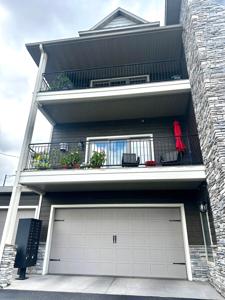8600 LAKEVIEW DR