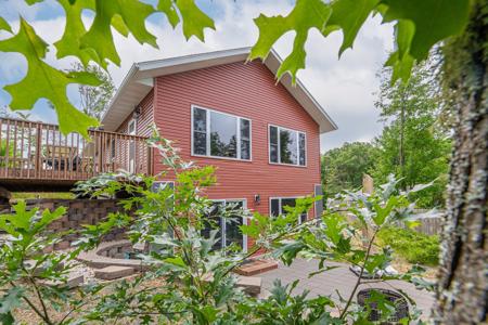 4985 SECLUDED SHORES TR