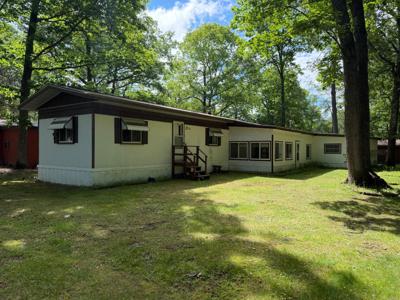 4288 SPRUCE LN