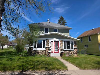 22 LINCOLN AVE W