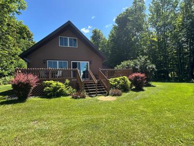 10137 EAST SHORE RD