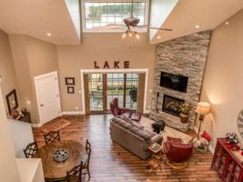 8598 LAKEVIEW DR