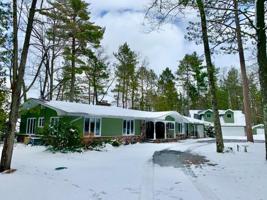 1780 STRAWBERRY POINT DR