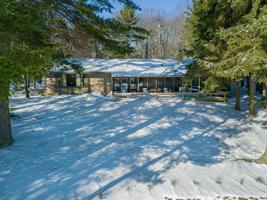 1106 LOON CREST LN
