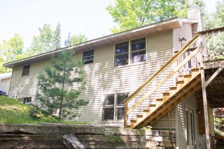 10203 UPPER RD