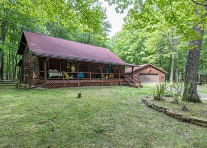 9136 DAVIES RD