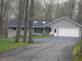 8885 GRASS LAKE RD