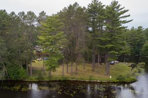 N9988 MOHAWKSIN RD