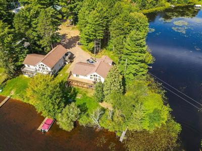 105 HICKEY AVE E