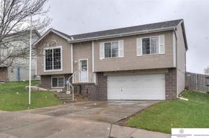 7811 Howell