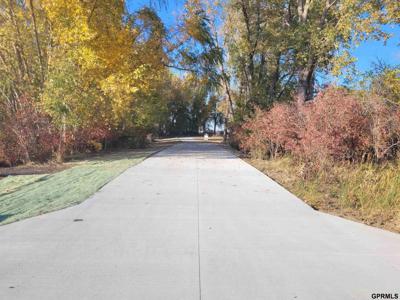 28622 W Meigs