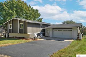 1217 N 145