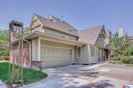818 N 131st