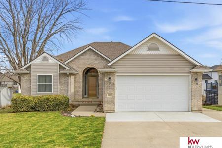 1138 Beaver Lake